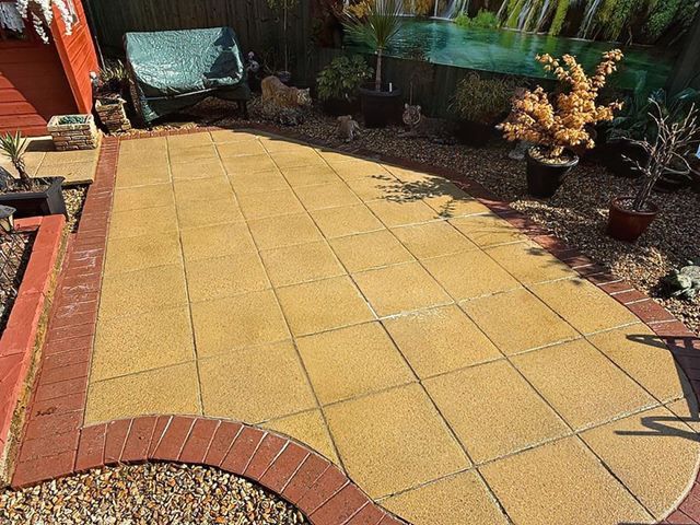 patio-cleaning-2-kireth-ai
