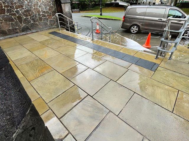 patio-cleaning-11-kireth-ai