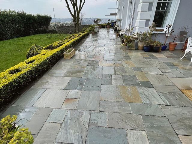 patio-cleaning-12-kireth-ai